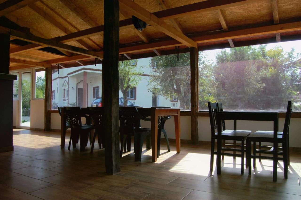 Vila Phoenix Călimăneşti エクステリア 写真